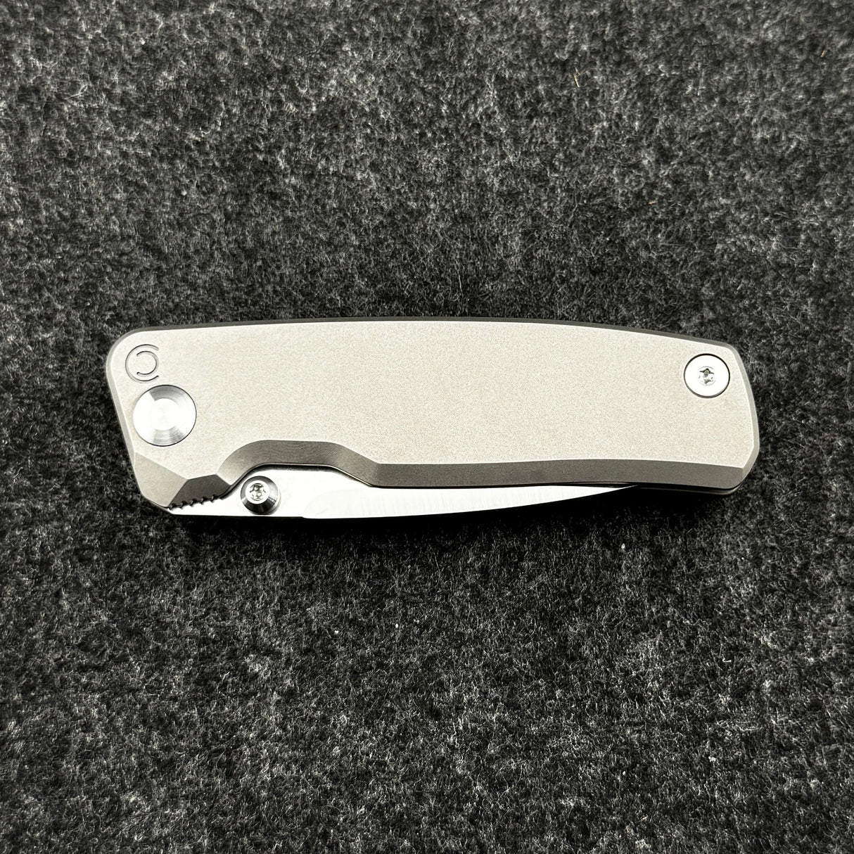 CornCraft Redshift Thumb Stud Knife