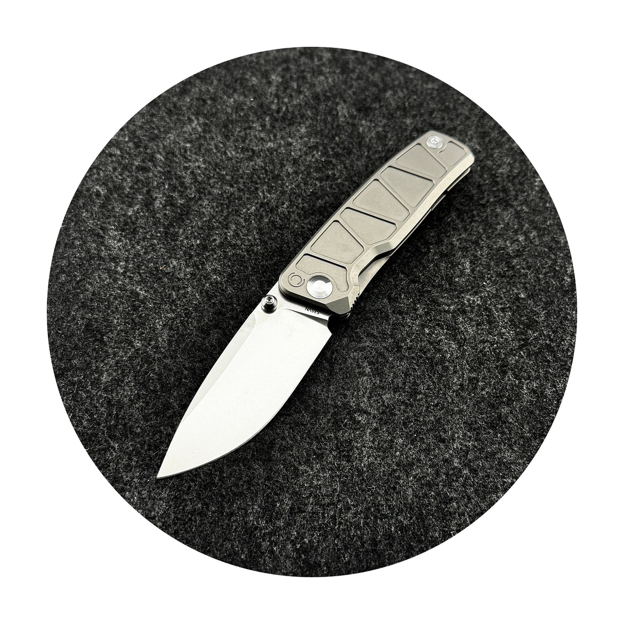 CornCraft Redshift Thumb Stud Knife