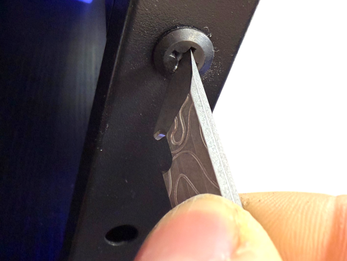 CountyComm Wedg-E Titanium Pry Tool