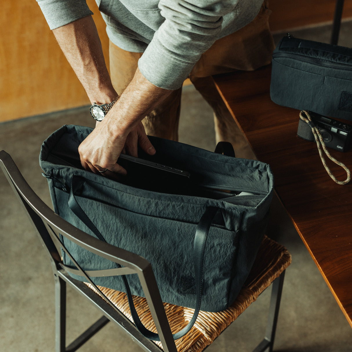Evergoods Civic Daily Tote 24 L Konbu