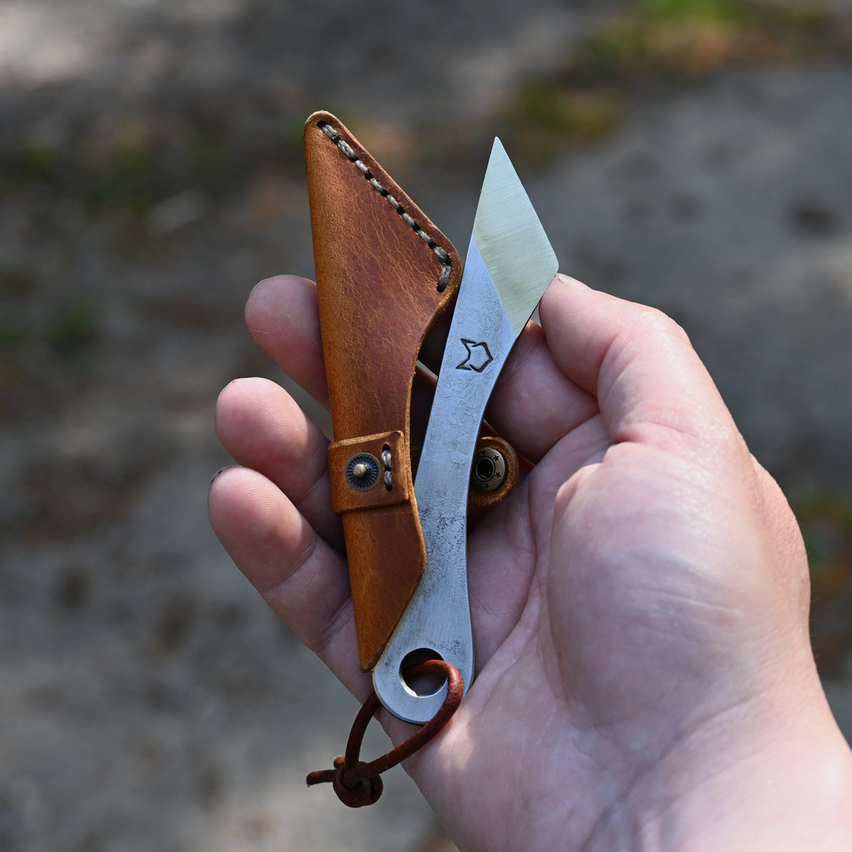 Kitsune Kiridashi Knife
