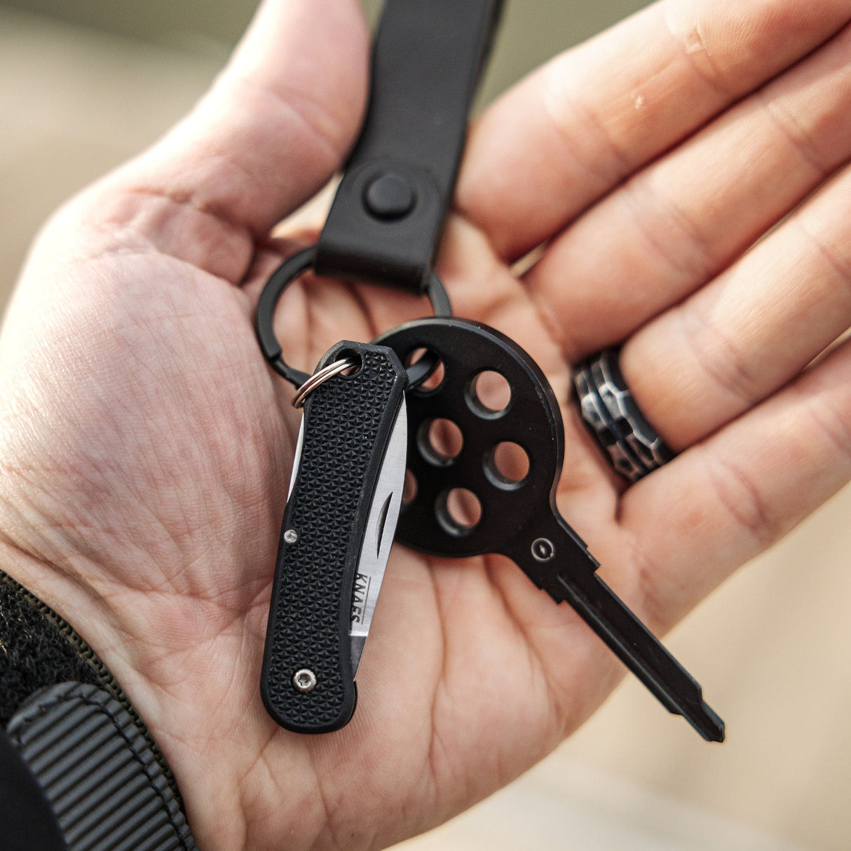 Lander 6 Mini Keychain Knife