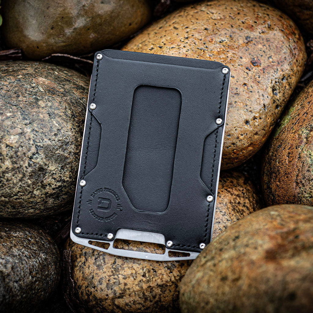 M1 Lite Titanium Rail Wallet