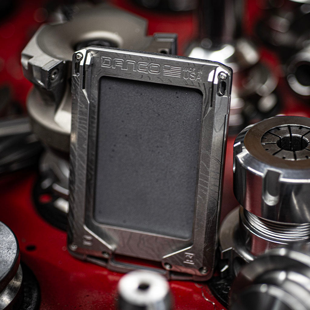 M1 Lite Titanium Rail Wallet