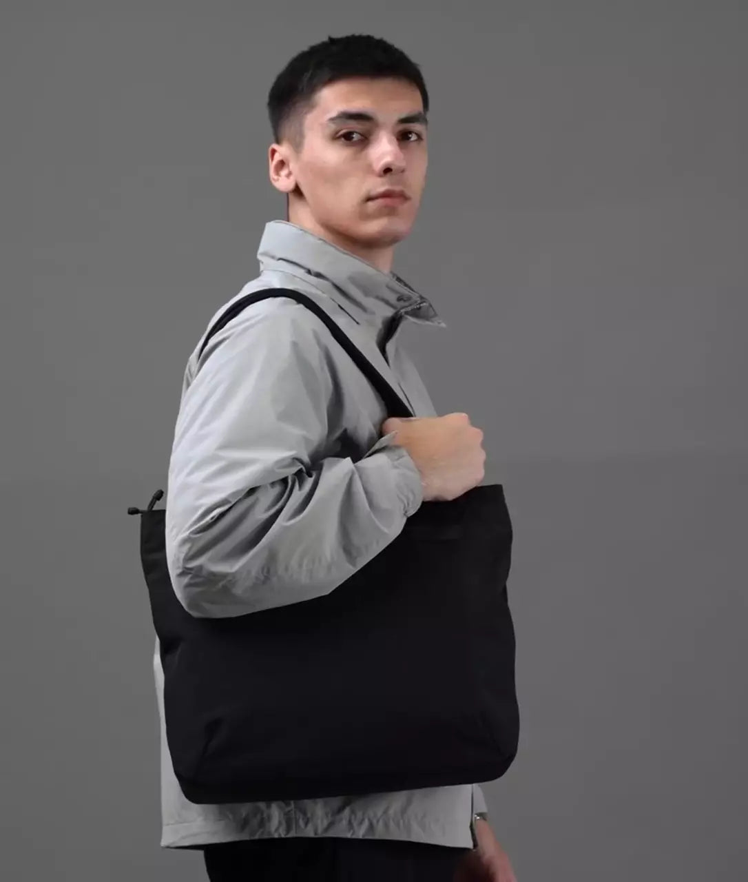 Flight Tote - Laukku