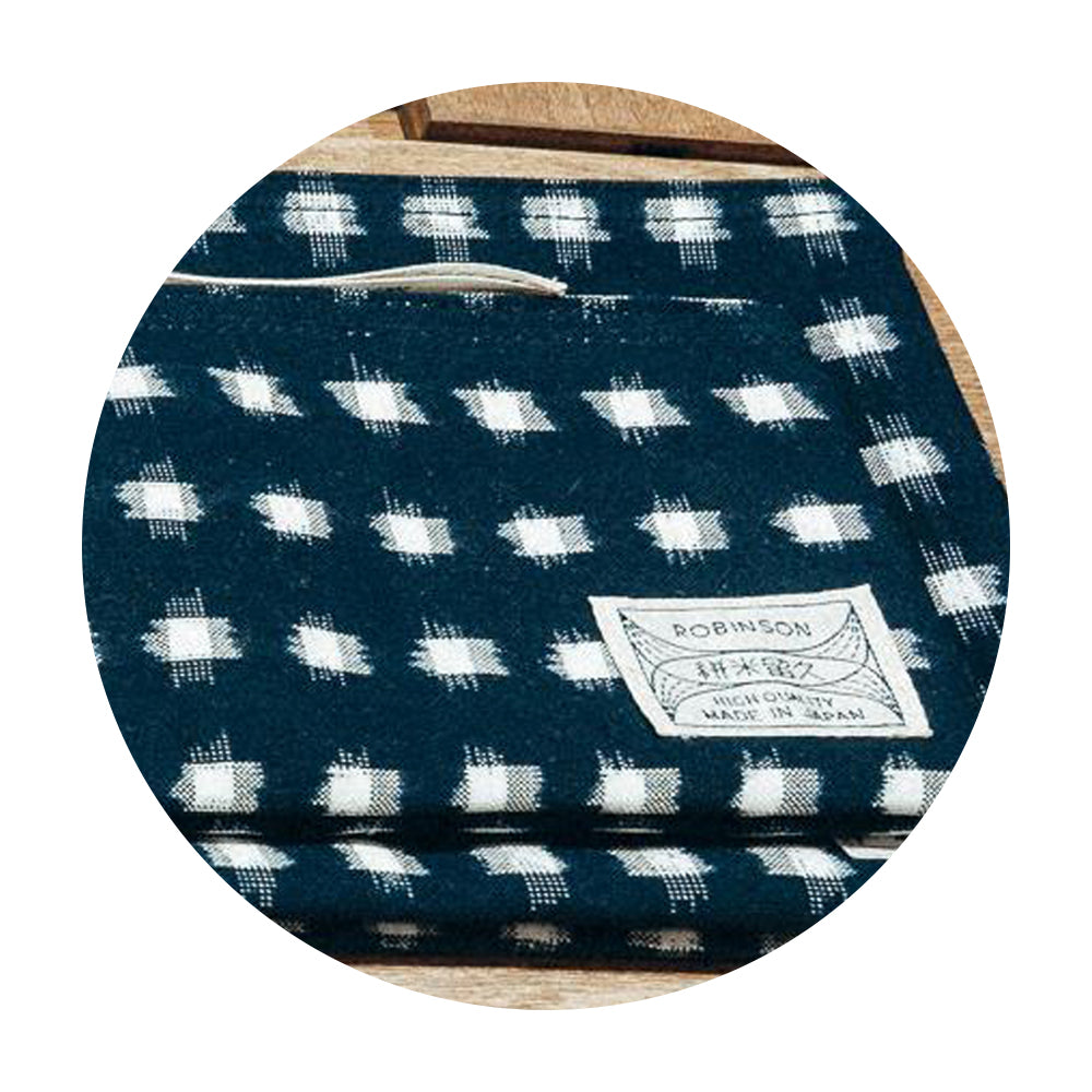 Kurume Kasuri Pouch