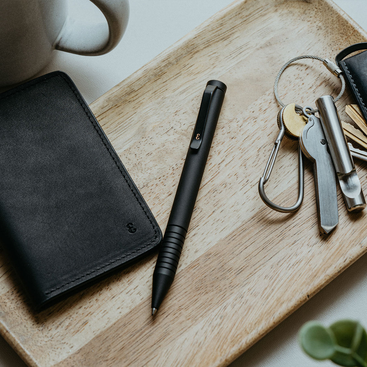 super-matte-black-grafton-pen-009.jpg