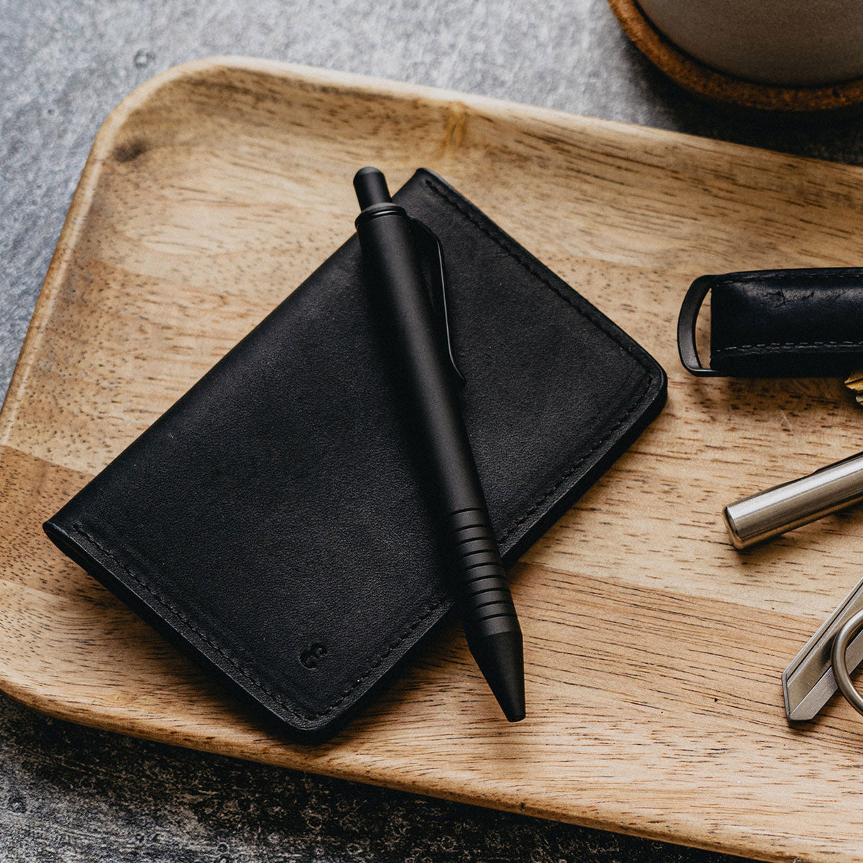 super-matte-black-grafton-pen-010.jpg