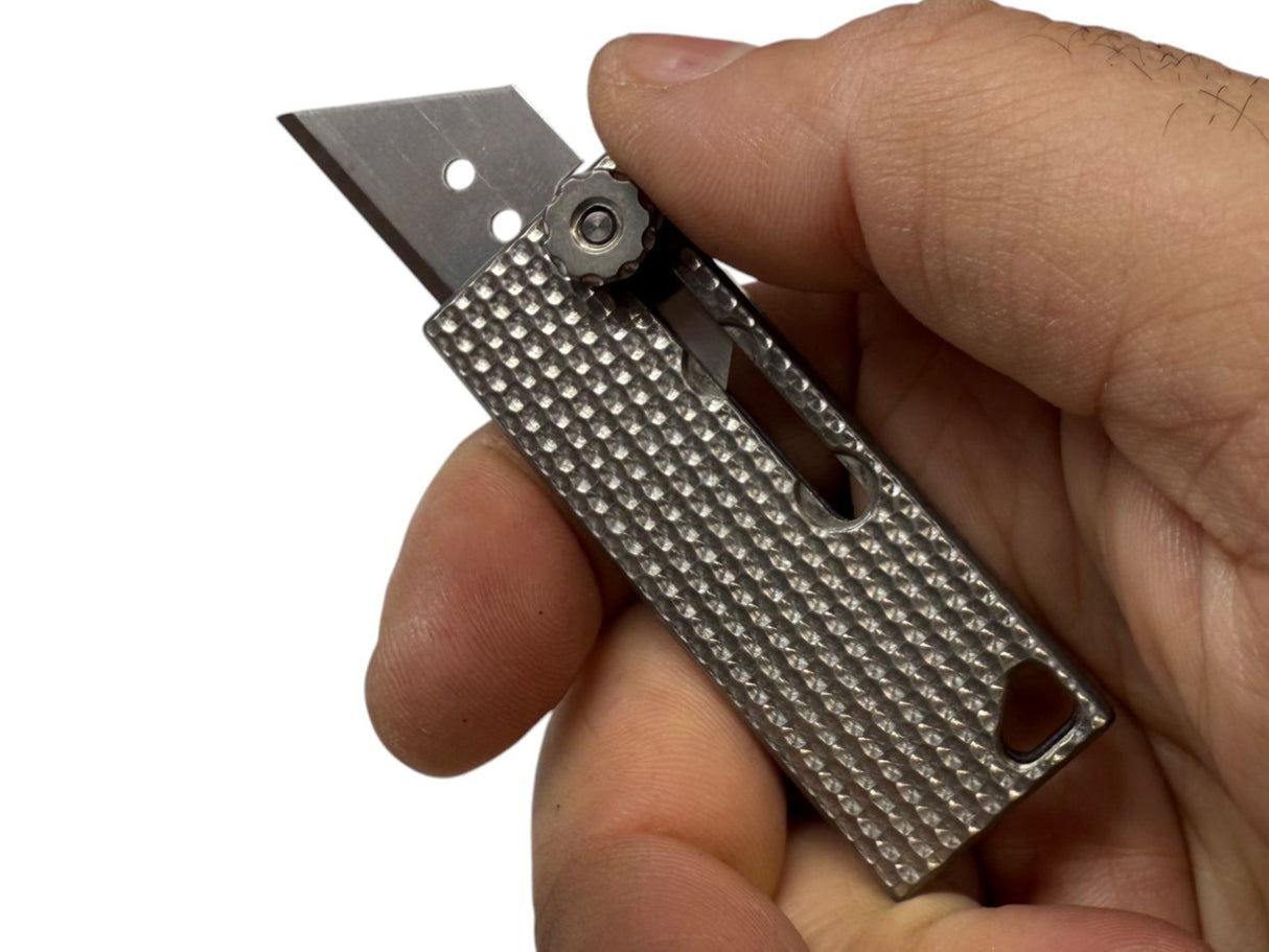 MaxMadCo Utility Blade (Gen 2) - Yleisveitsi