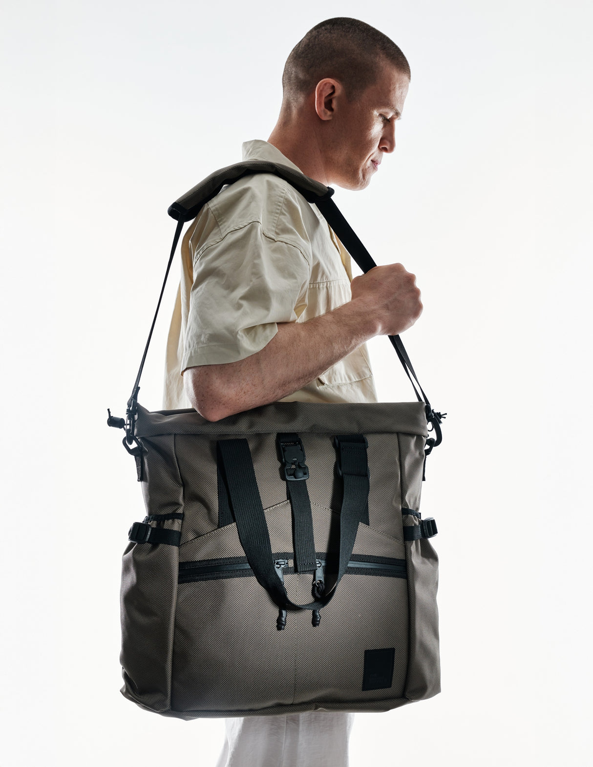 the-brown-buffalo-conceal-tote-edc-laptop-bag-weather-resistant-everyday-use-cordura-1050d-ballistic-nylon-ranger-green1_edited.jpg