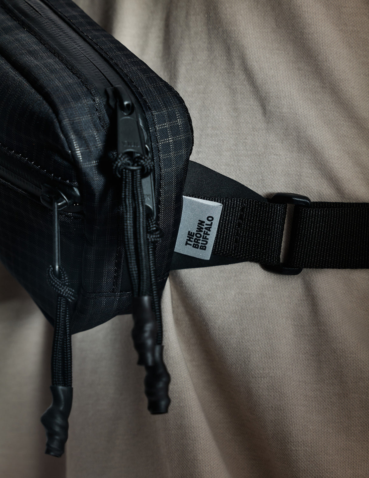 the-brown-buffalo-conceal-waistpack-bag-edc-weather-resistant-everyday-use-challenge-ultra-black-grid_a43c5cc0-de1a-4032-b615-ecd4bd581902_edited.jpg