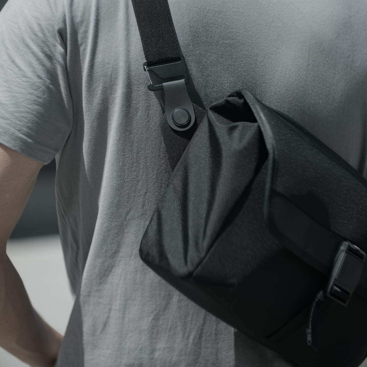 Dayfarer V2 Sling