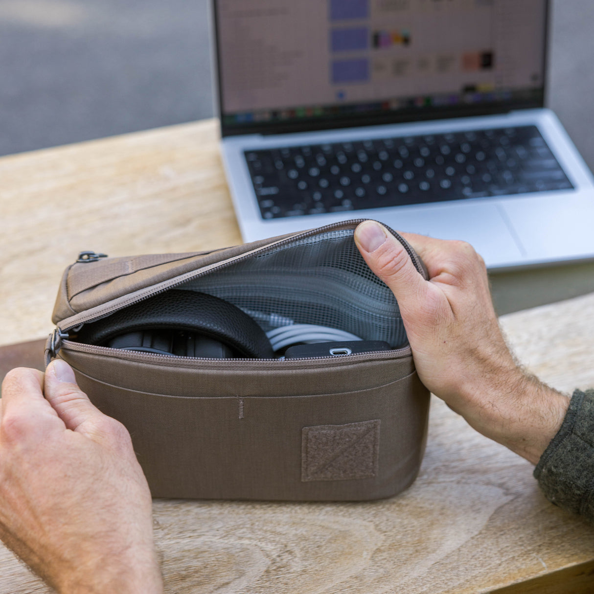 Civic Access Pouch 2 L