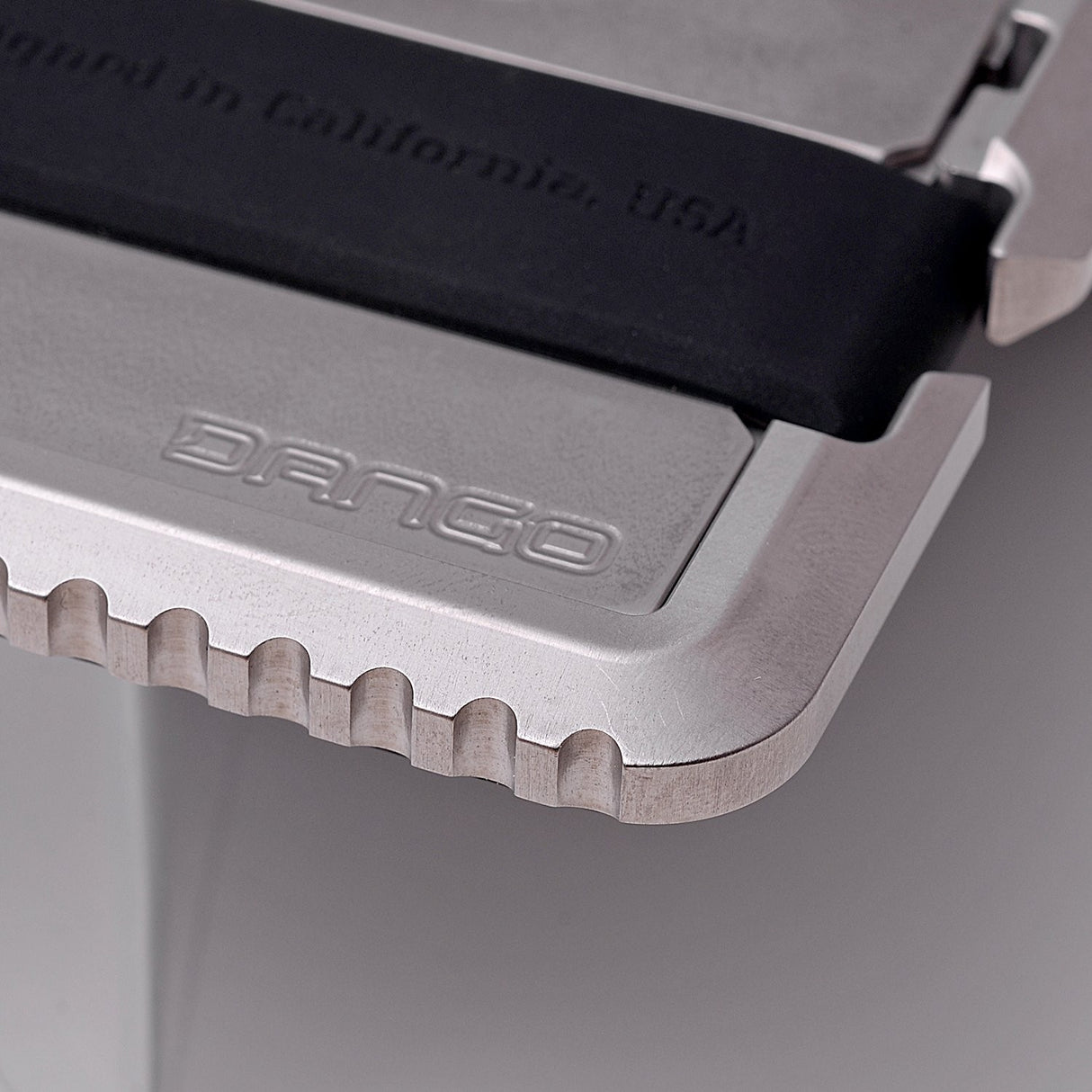 T02 Tactical Titanium - Lompakko