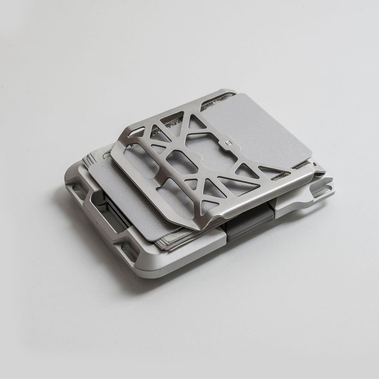 M1 Chassis Clip - Klipsu