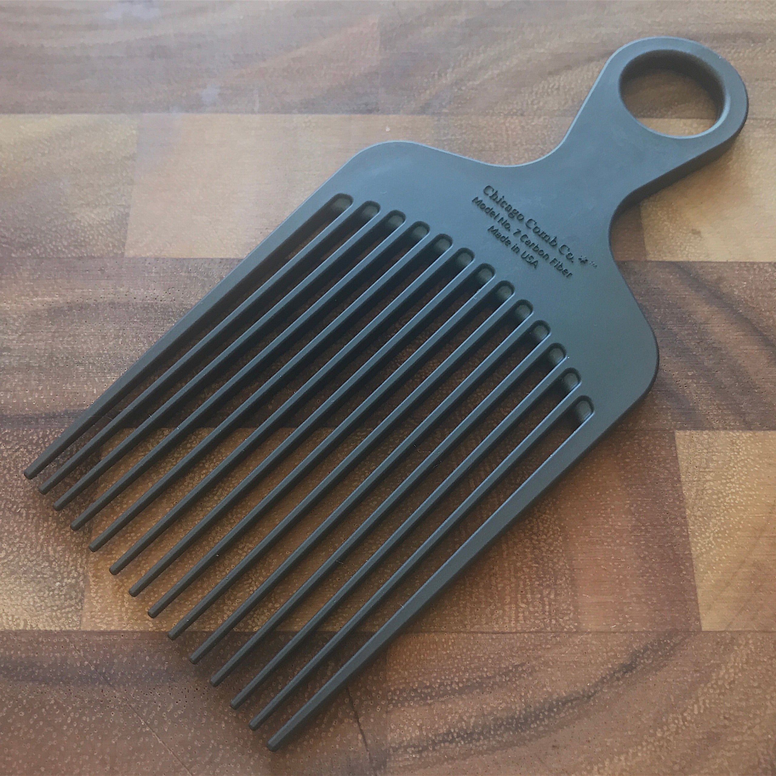 Model No. 7 Carbon Fiber Afro Comb