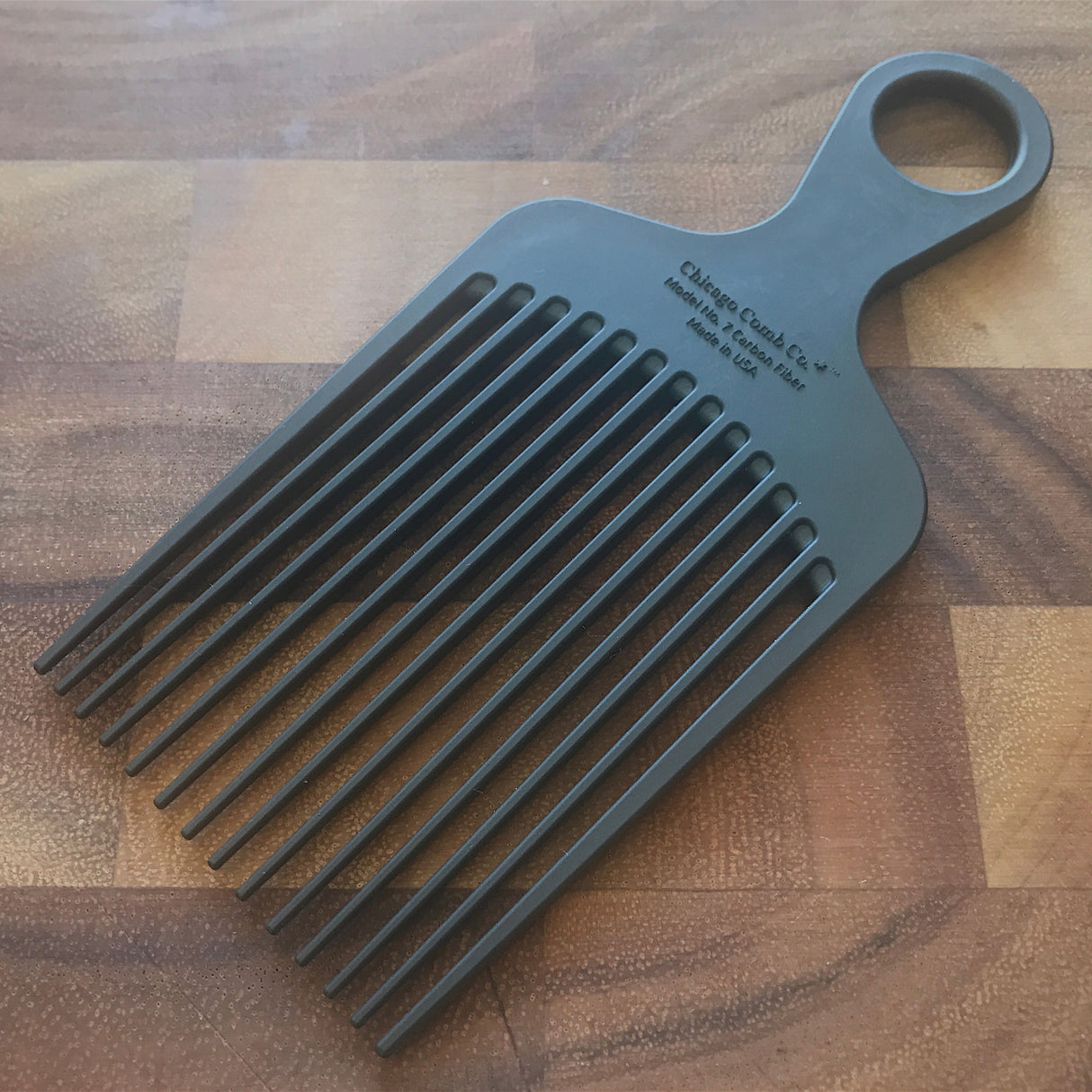 Model No. 7 Carbon Fiber Afro Comb