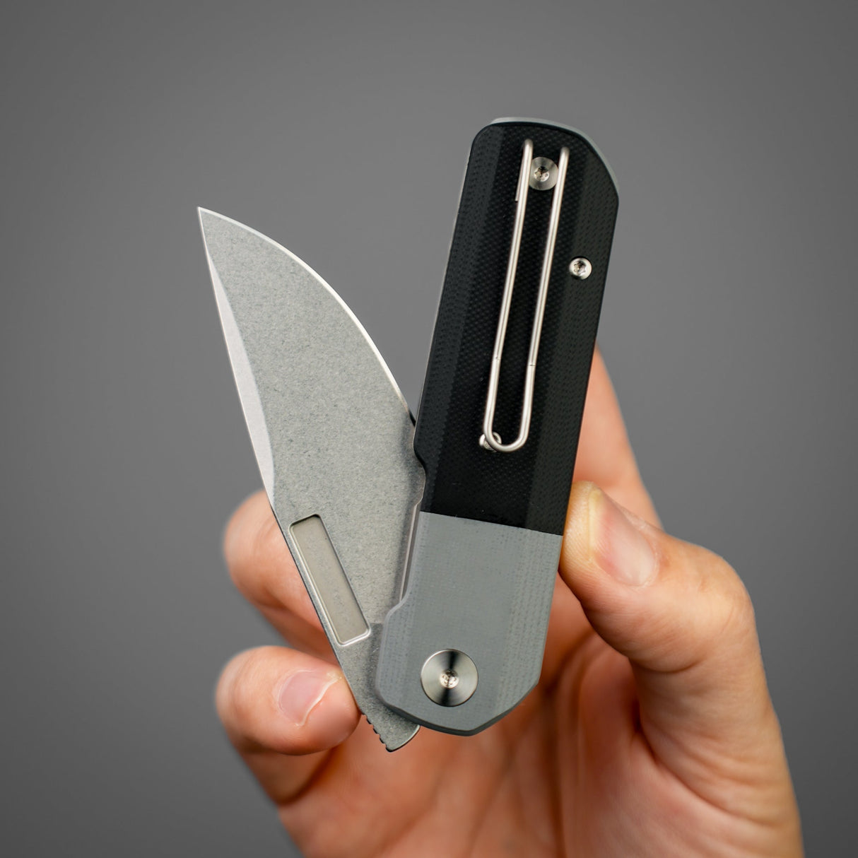 Avid 1 Knife