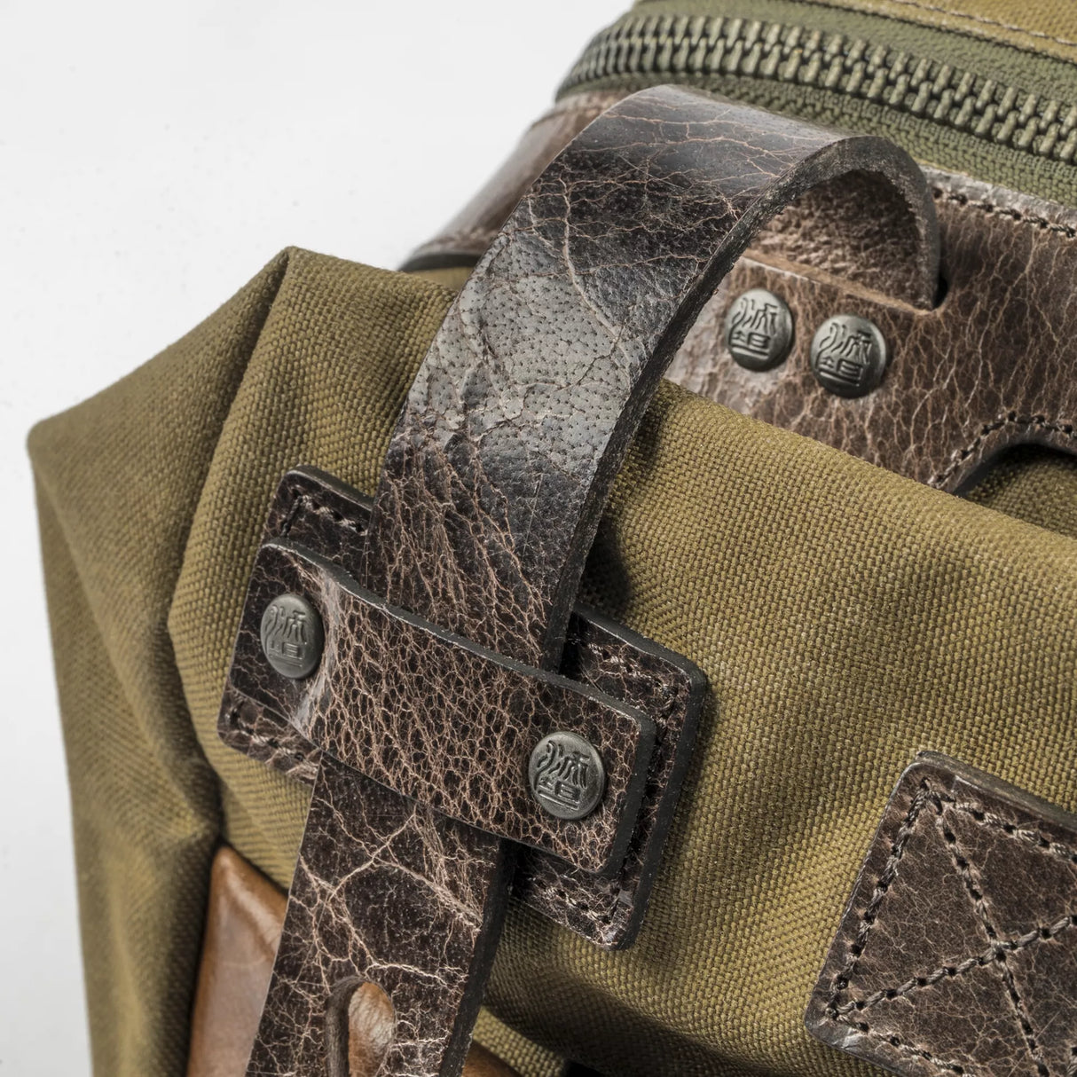 Easy Rider 9.5 L Sling Bag