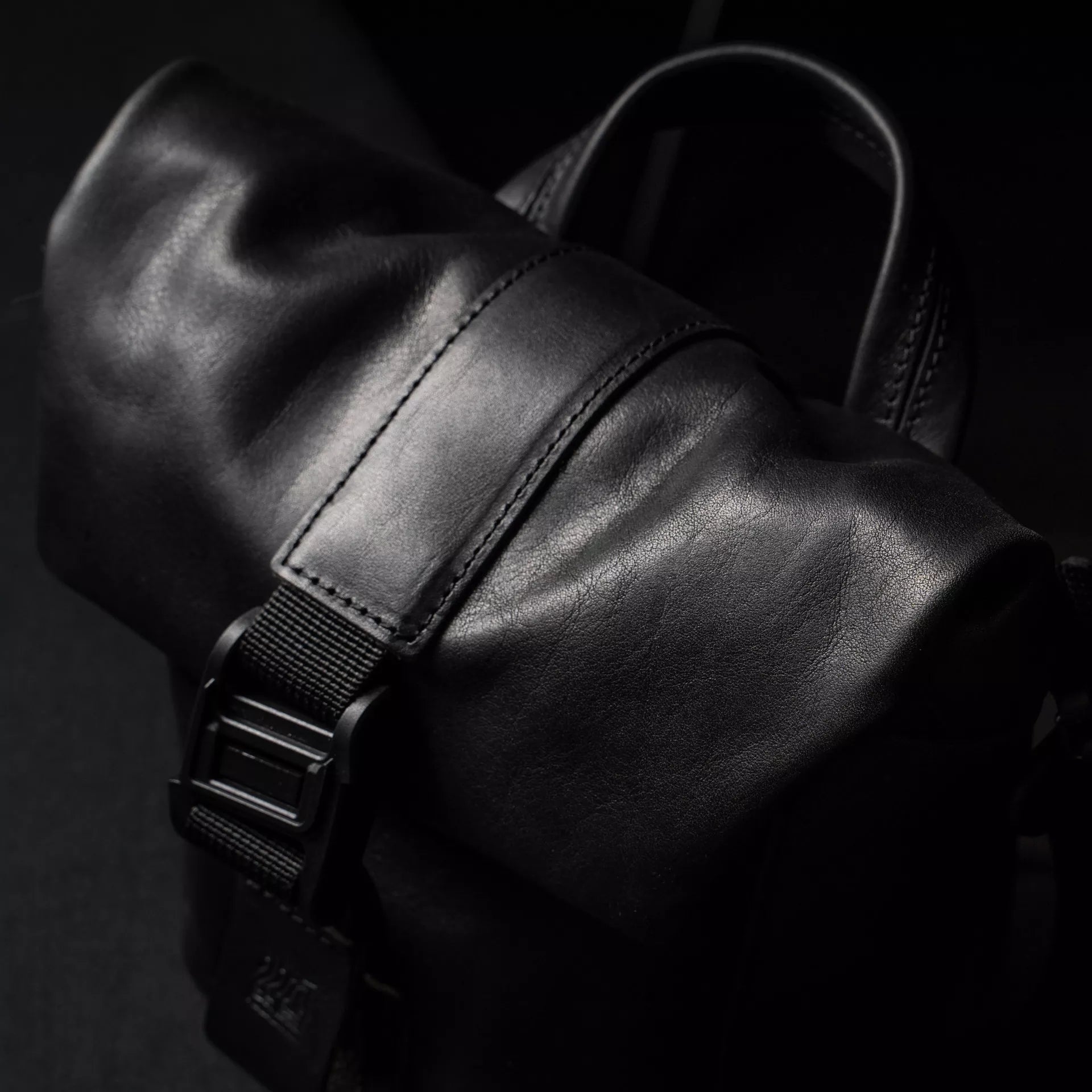 Wotancraft Pilot Leather Travel Camera Bag 2 L – Mukama