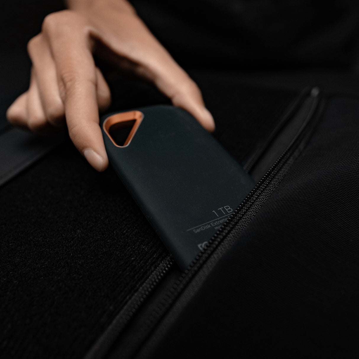 Laptop Base Layer - Suojakotelo
