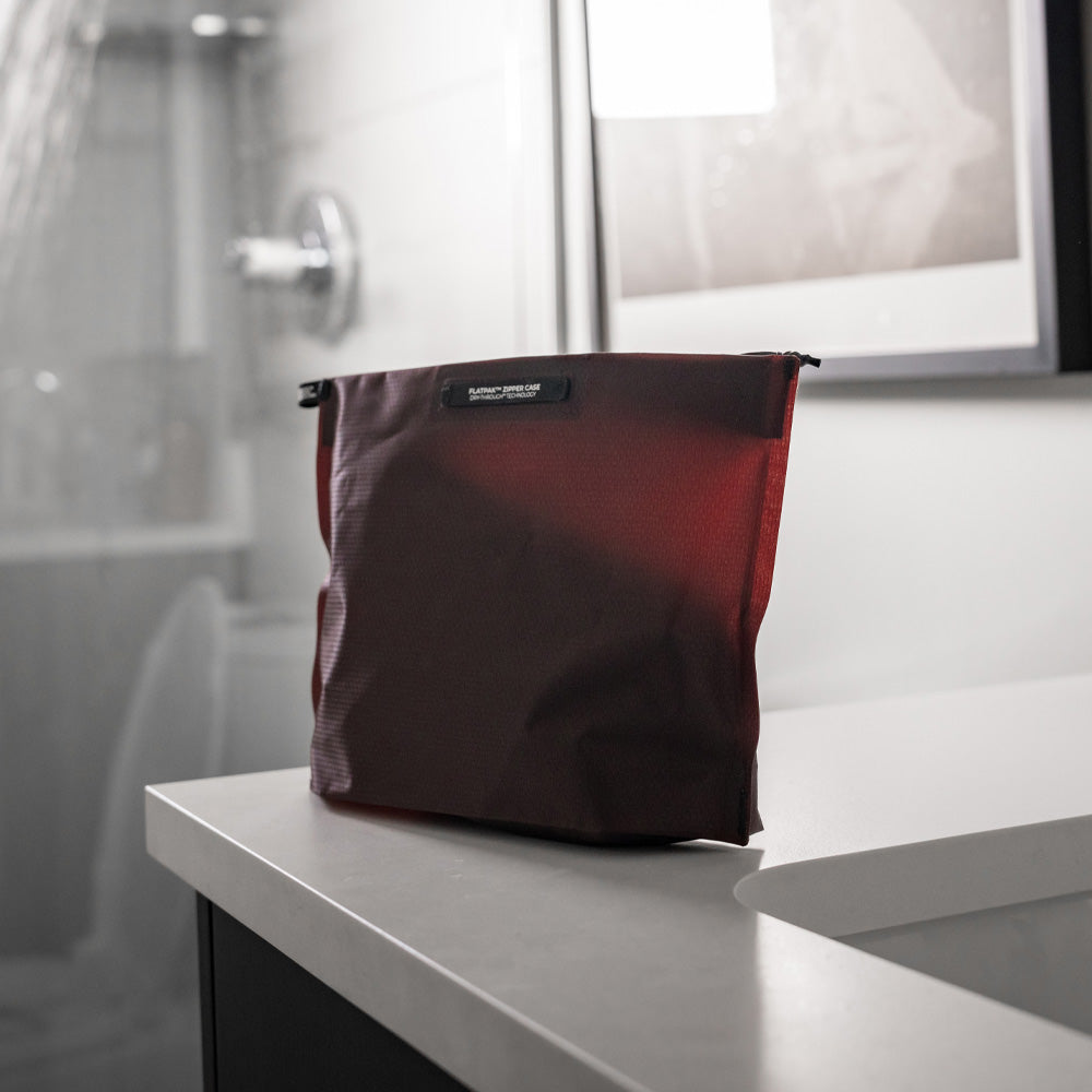 FlatPak™ Zipper Kulturbeutel