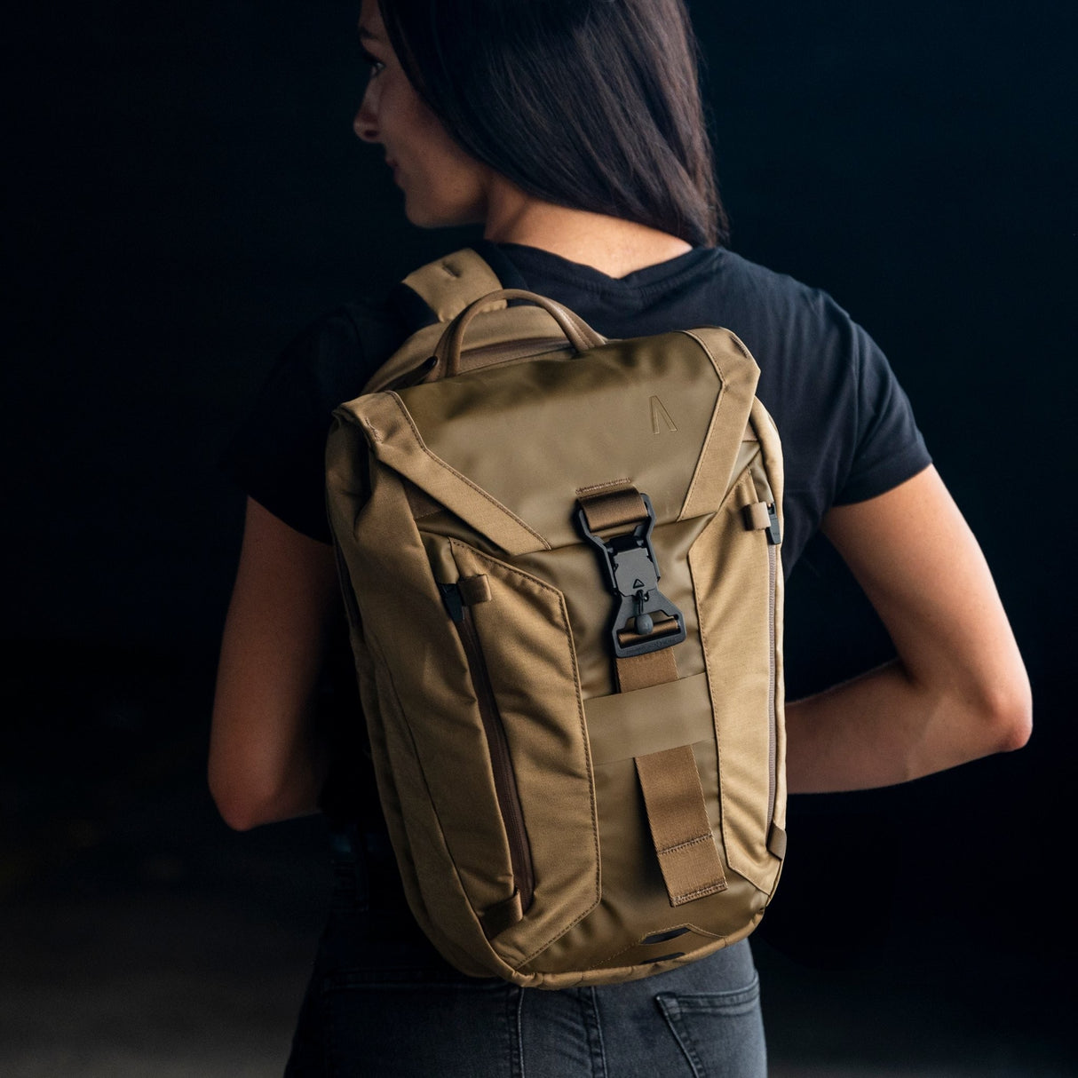 Errant Sling Bag