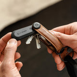 Orbitkey × Chipolo V2 - Paikannuslaite