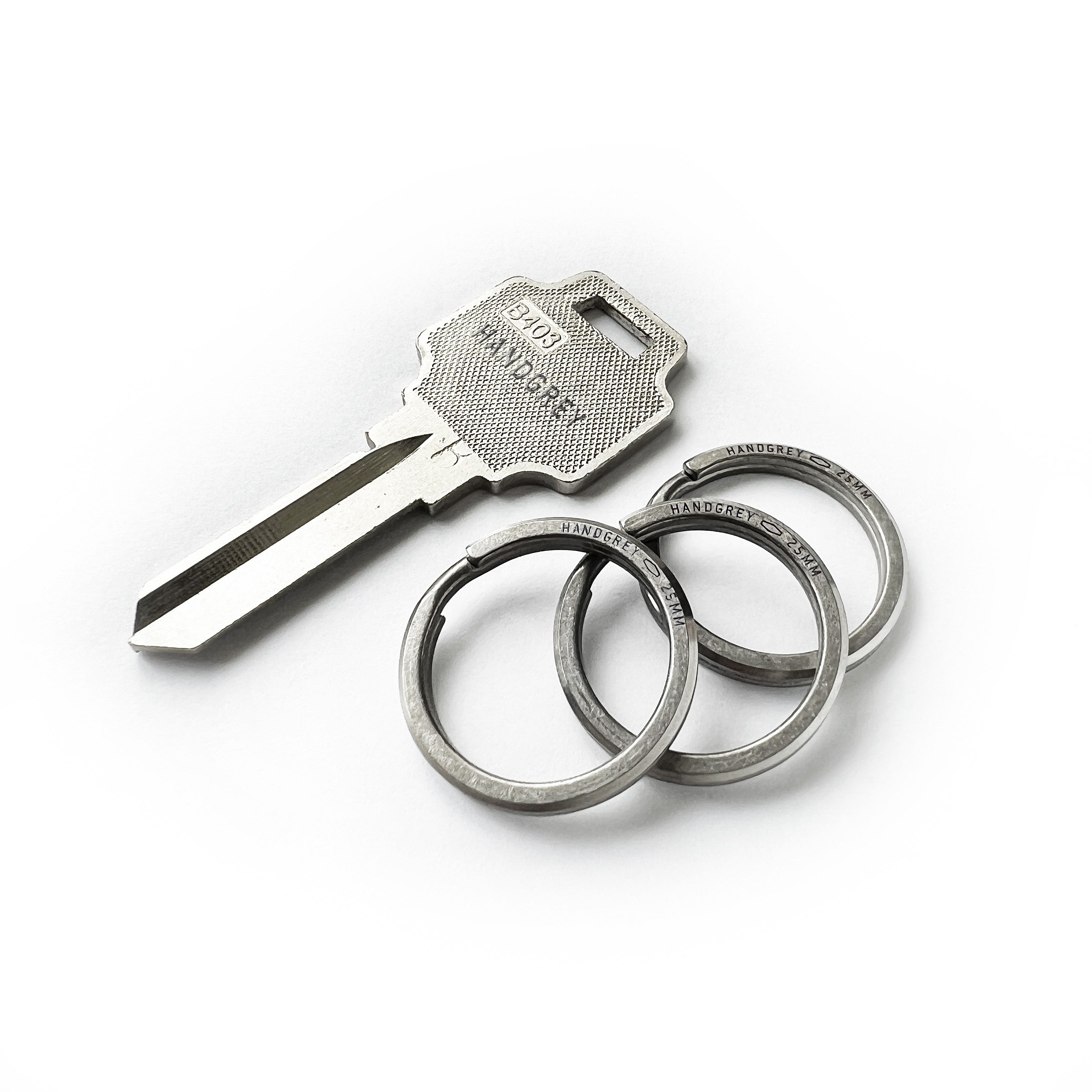 Handgrey Titanium Keyrings 3-Pack – Mukama