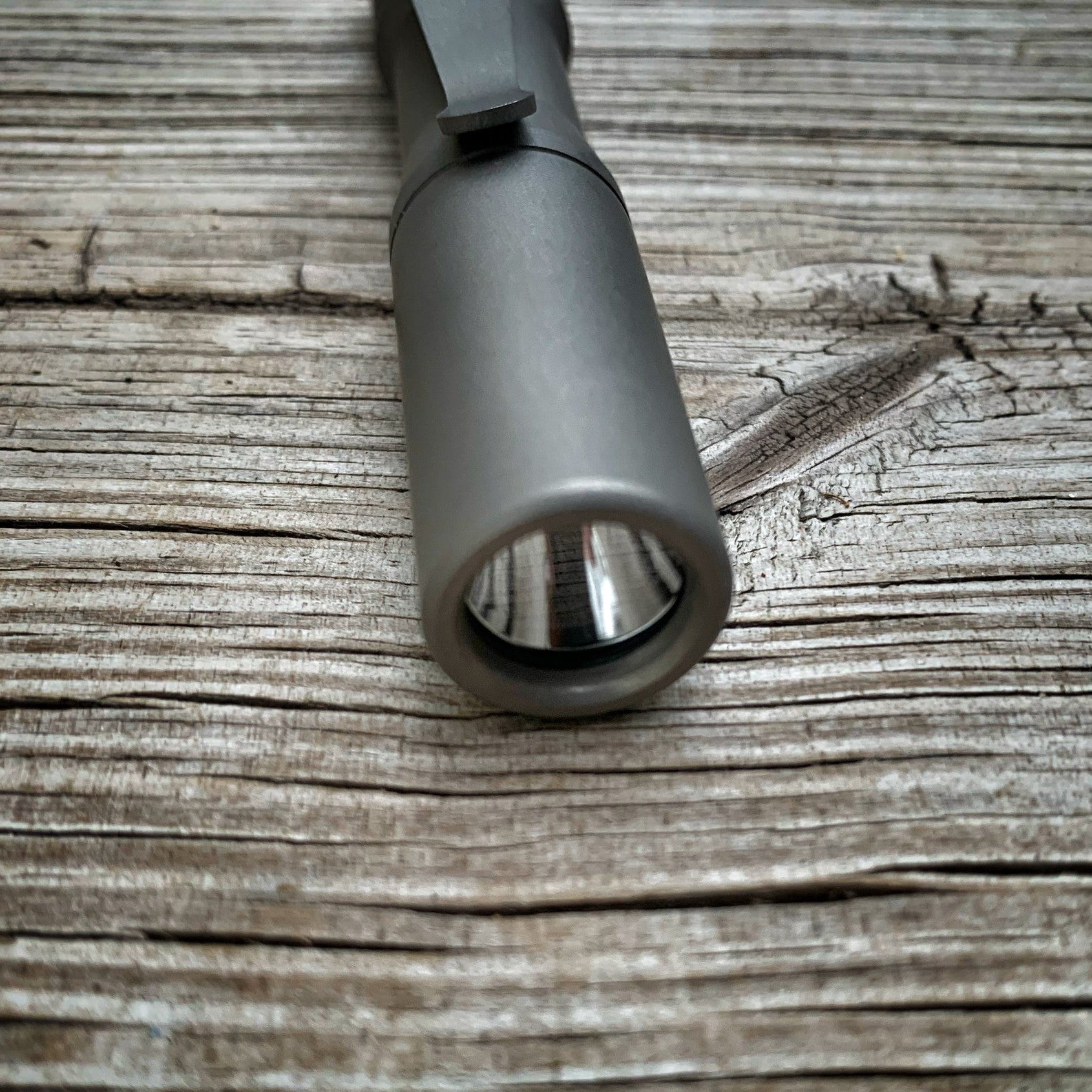 Flashlight Click&go CWF Custom Flashlights Micro Click Titanium Flashlight – Mukama