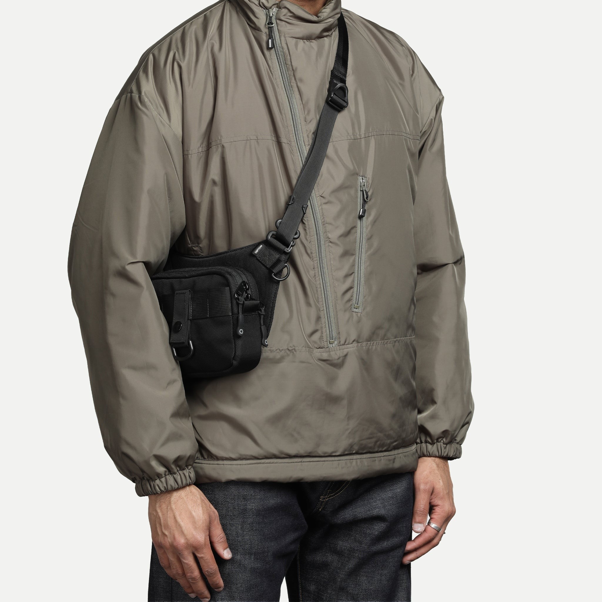Dsptch sling pouch small online