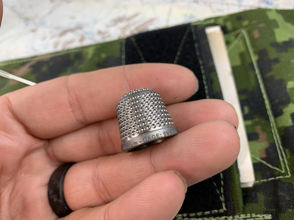 Titanium Thimble - Sormustin
