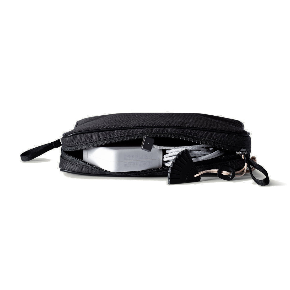Content Cable Case Medium