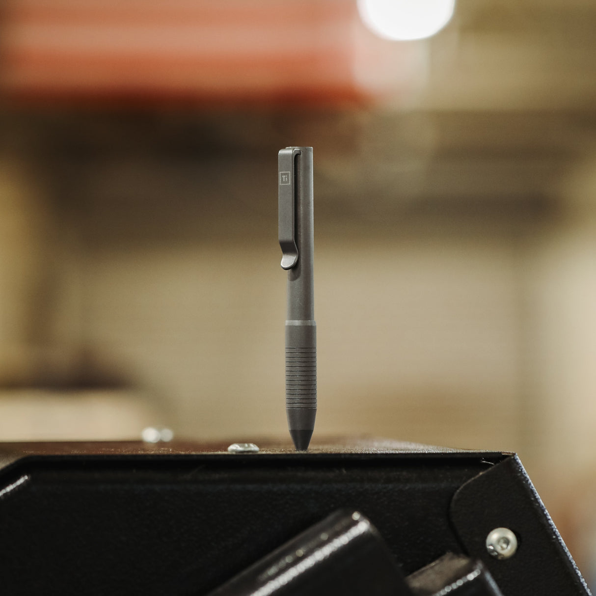 Pocket Pro USA Titanium Pen