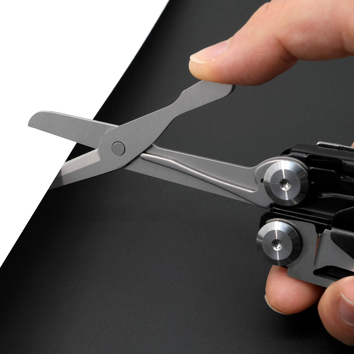 Multitool 13-in-1 Heavy Duty - Monitoimityökalu