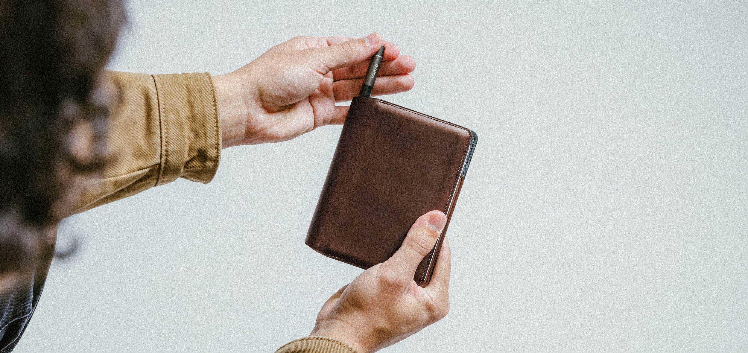 Nomad Passport Wallet Pen Edition – Mukama