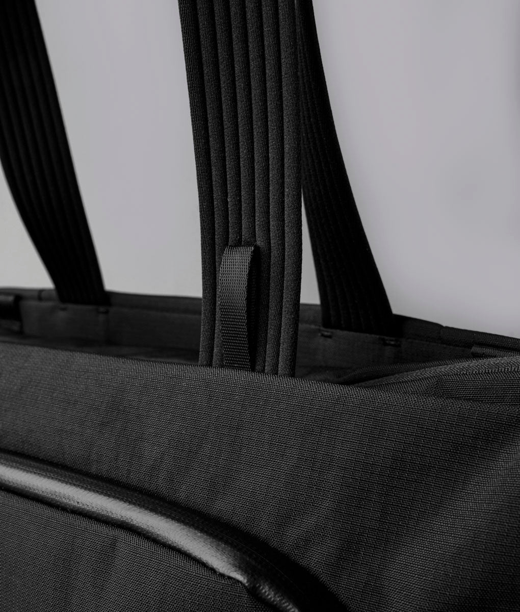 BravoTote12LAxoflux400DRipstopNylonBlack_0004.jpg