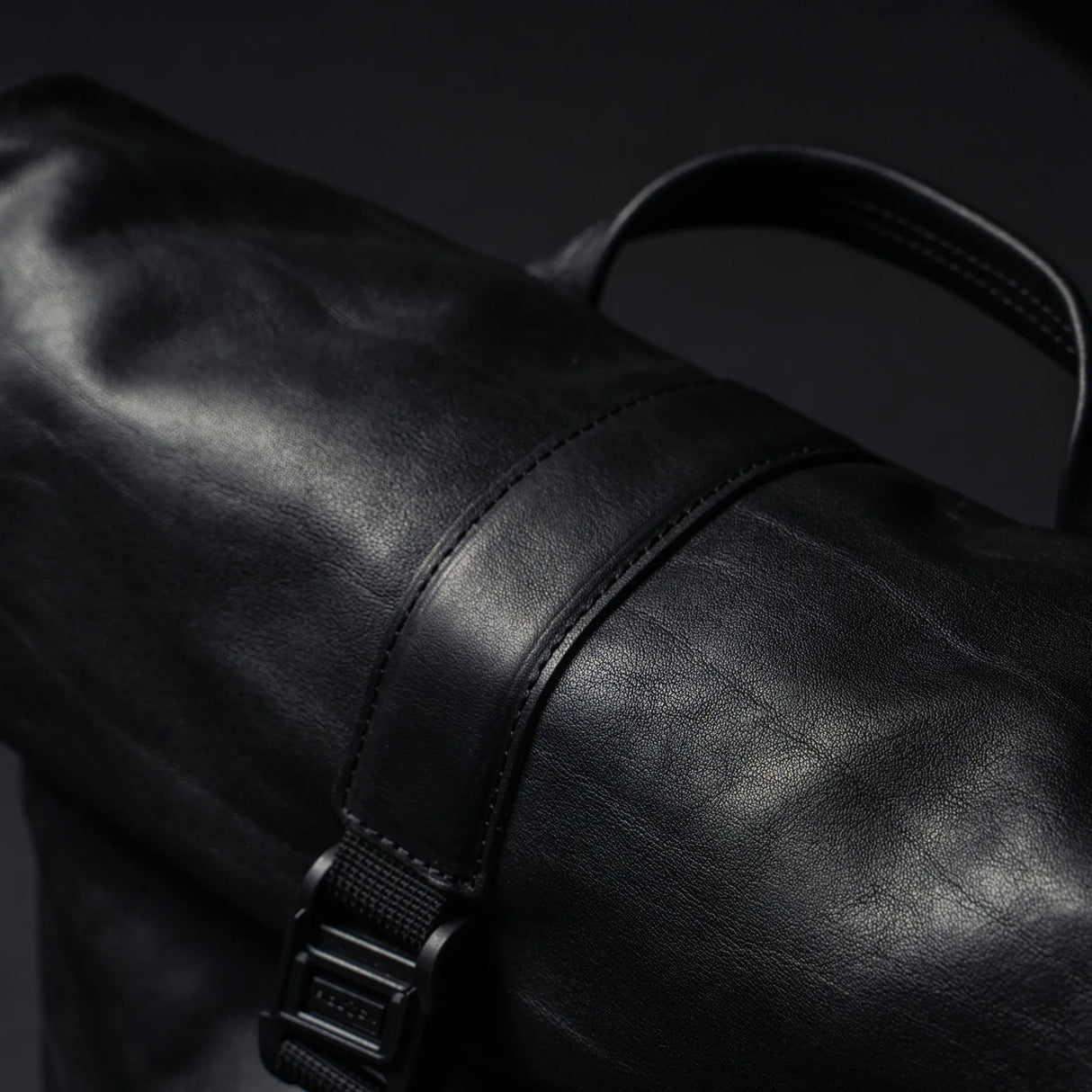 Pilot Leather Travel Camera 7 L - Laukku