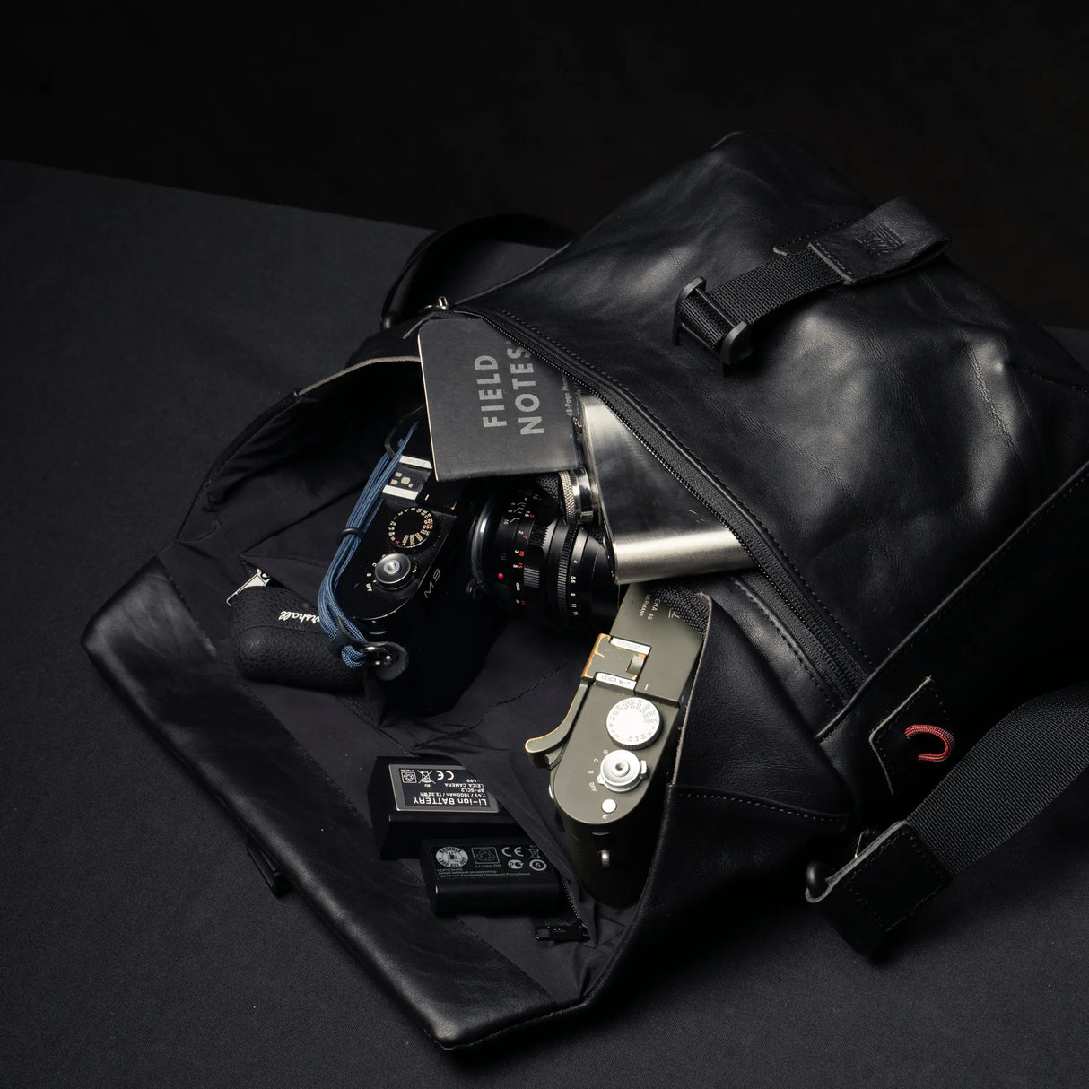 Pilot Leather Travel Camera 7 L - Laukku