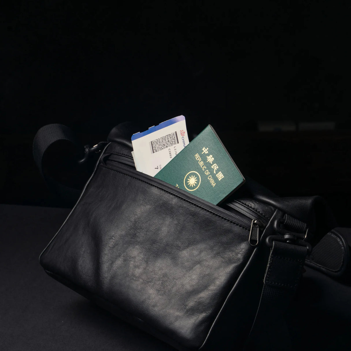 Pilot Leather Travel Camera 7 L - Laukku