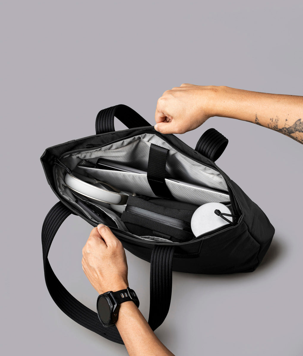 Flight Tote - Laukku