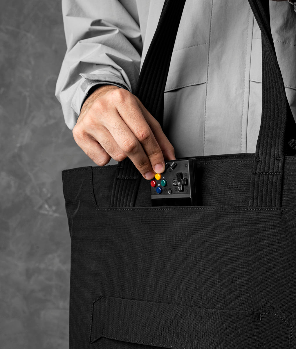 Flight Tote - Laukku