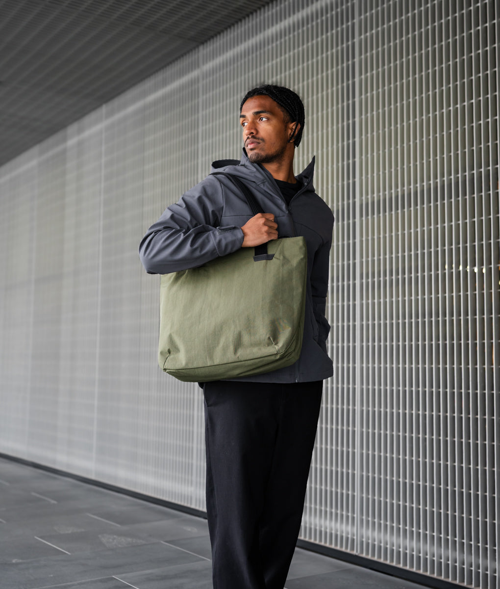 Flight Tote - Laukku