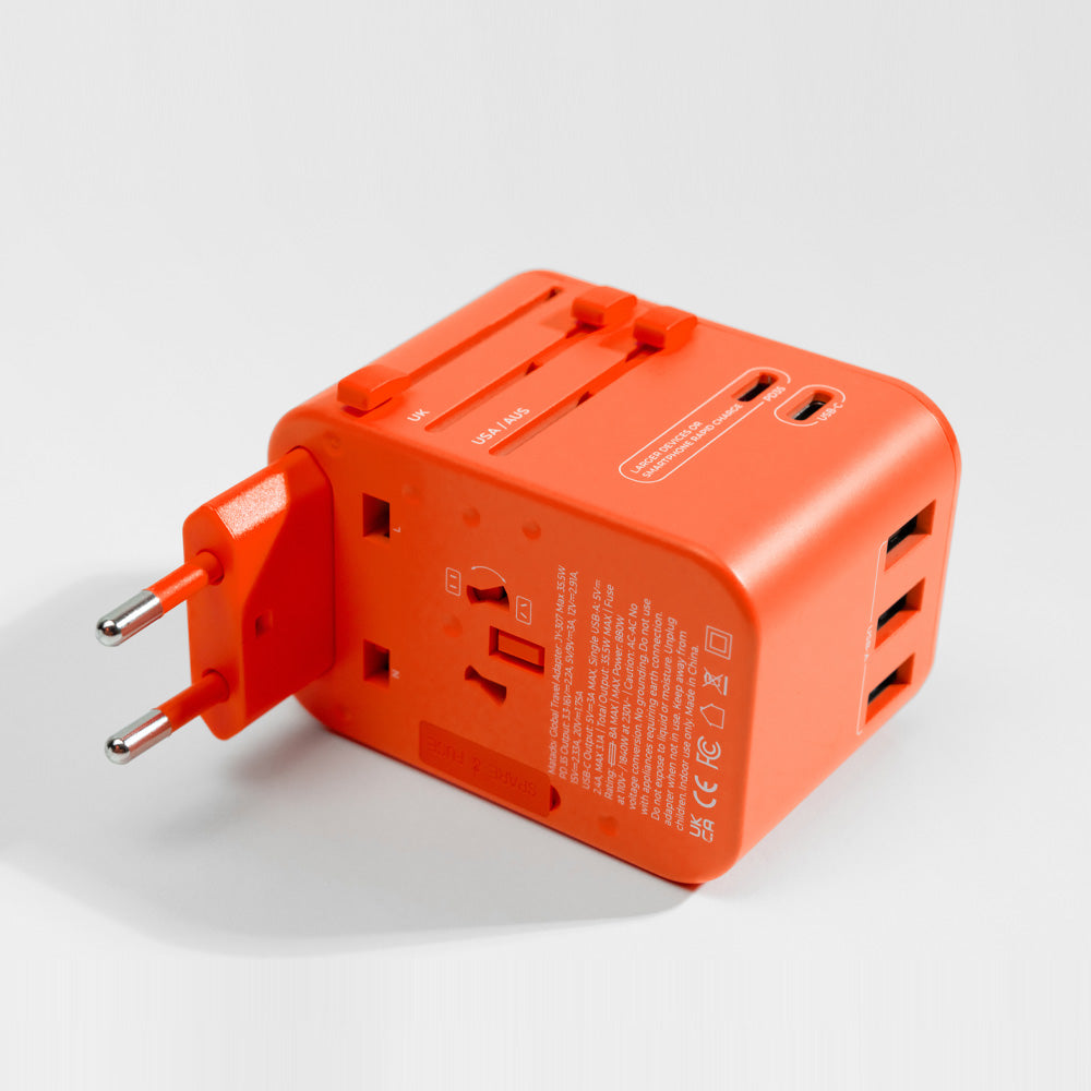Global Travel Adapter - Matka-adapteri