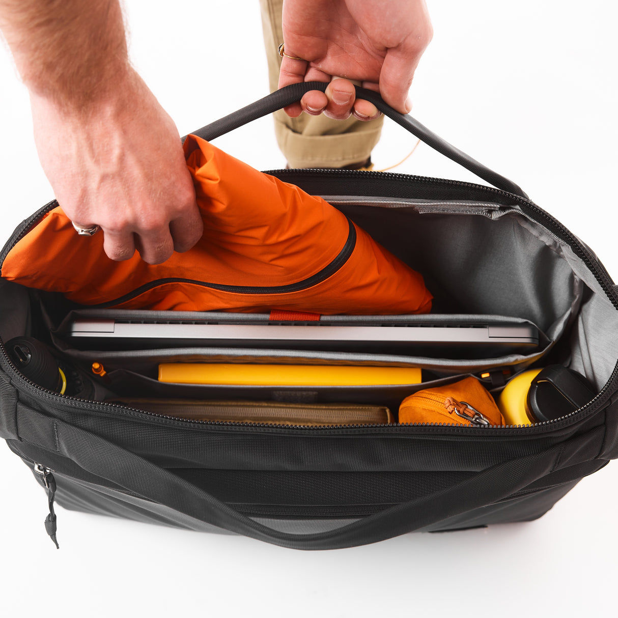 Transit Briefcase 20 L - Laukku