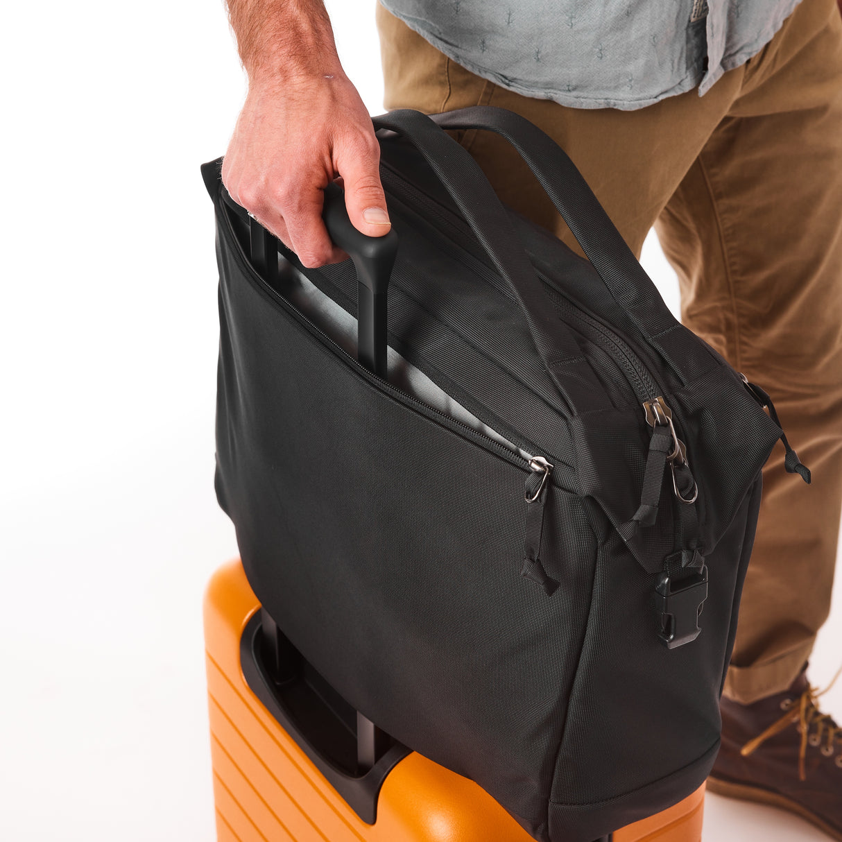 Transit Briefcase 20 L - Laukku
