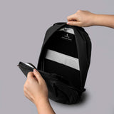 MetroBackpackAxoflux400DBlack_0013_edited.jpg