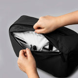 MetroBackpackAxoflux400DBlack_0016_edited.jpg