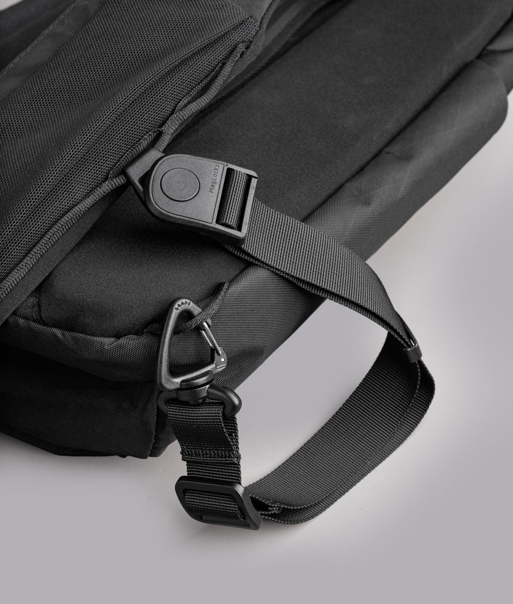 Metro Crossbody - Laukku