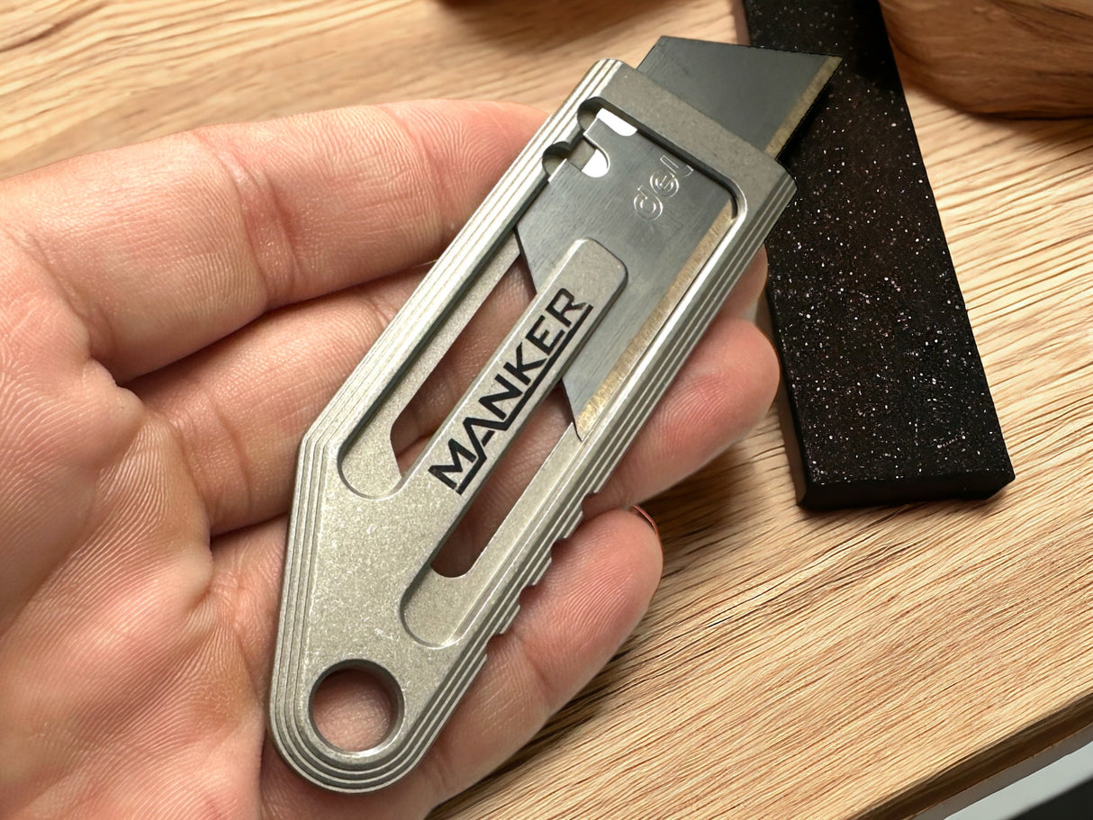 UTI Edge Manker® Utility Knife